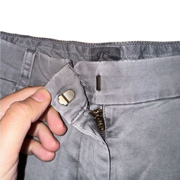 J. Crew Women's Grey Chino Cotton Shorts - Size 8 - Picture 5 of 7
